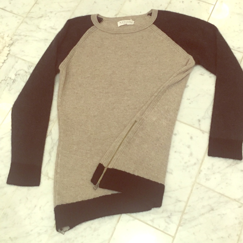 Cashmere sweater